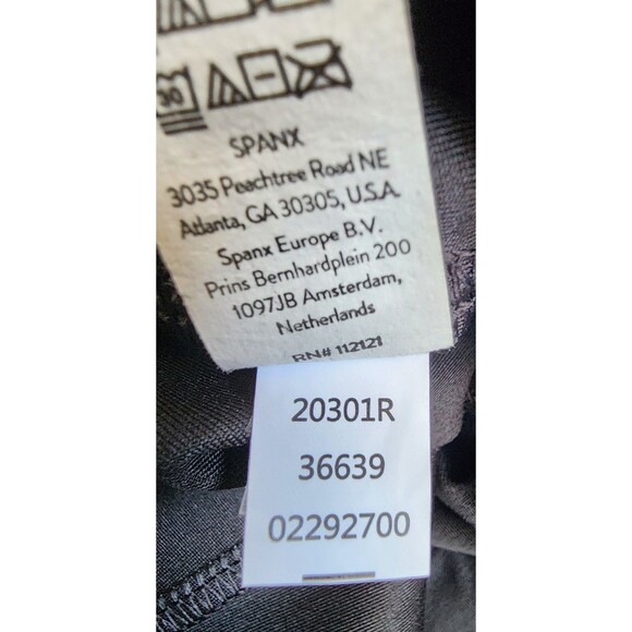 SPANX Faux Leather Black Leggings Size Medium - Picture 9 of 9